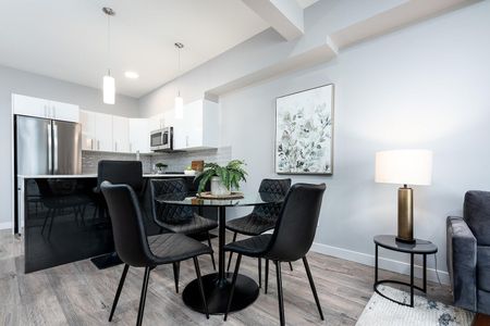 Luxury Apartments in Orleans. Pet-friendly, Quartz Counters, On-site Sauna, On-site Car Wash, On-site Playground. - Photo 5