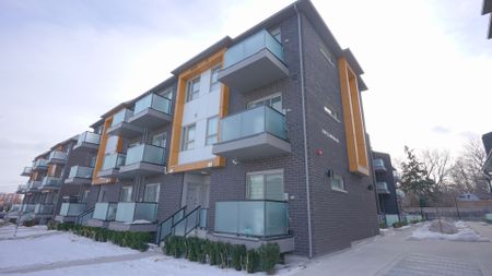 For Lease - 2789 Eglinton Avenue Unit# 430, Toronto, Ontario - Photo 2