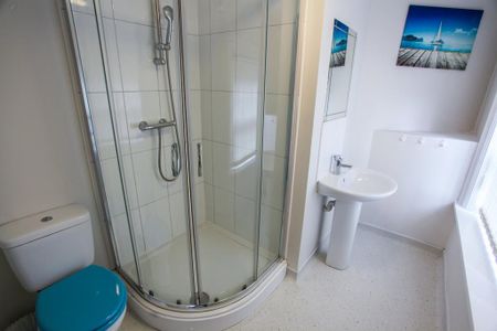 Studio to rent - Photo 5