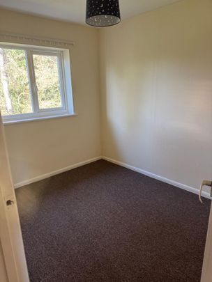 3 bedroom end of terrace house to rent - Photo 1