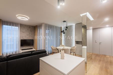 Komfortowe mieszkanie w sercu Woli - Zdjęcie 5