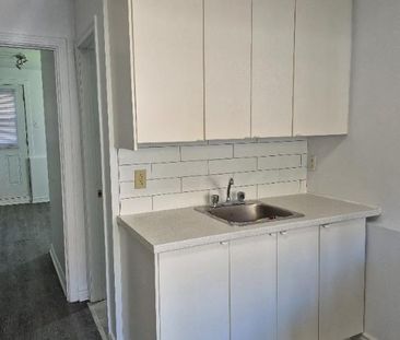 Très joli 2 1/2 dans un super quartier - Photo 2