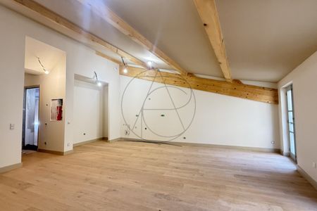 Duplex de 90 m2 refait à neuf en cours de finition - Photo 2