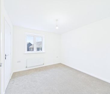 2 bedroom semi-detached house to rent - Photo 3