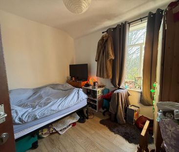 6 bedroom house to rent - Photo 3