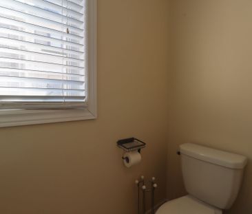 For Lease - 180 Sunset Terrace, Vaughan, Ontario - Photo 6