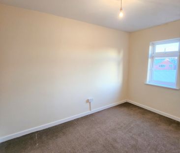High Street, Brierley Hill - Photo 4
