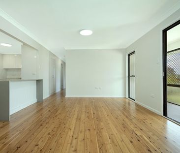 Fully renovated ready to welcome you! - Photo 3