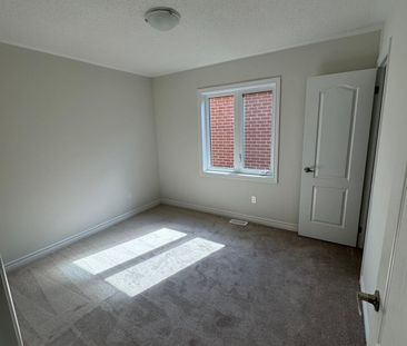 For Lease - 5 Huntsworth Avenue, Thorold, Ontario - Photo 6