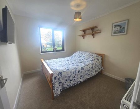 3 bedroom bungalow to rent - Photo 4