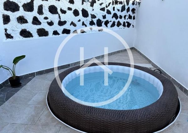 Moderna casita de una planta en Güimar