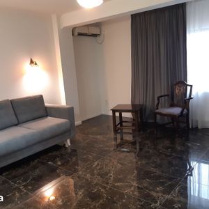 Apartament cu 2 camere centru Iasi Piața Unirii - Fotografie 2
