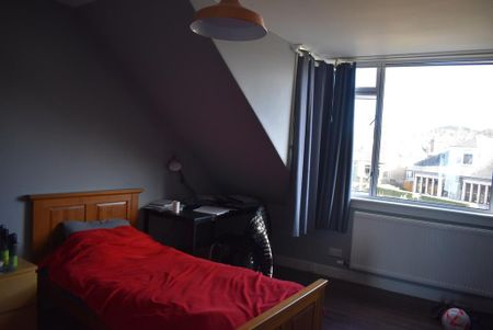 4 bedroom detached house to rent - Photo 3