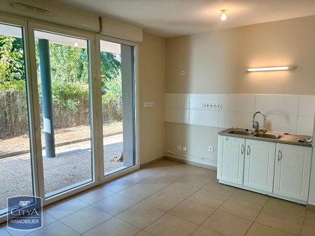 Location Appartement 2 pièces 46m² BOURG EN BRESSE 01000 - Photo 4
