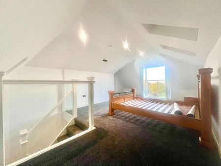 4 bedroom detached house to rent - Photo 4