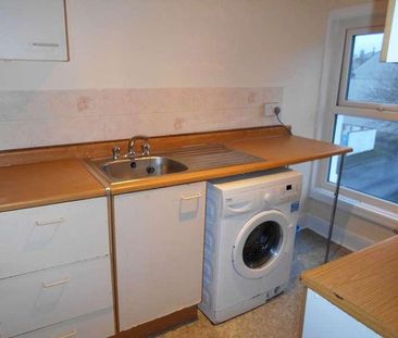 Flat, Victoria Street, Caernarfon, LL55 - Photo 3