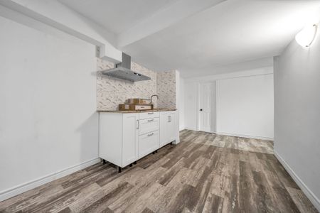 For Lease - 121 Carberry Crescent, Brampton, Ontario - Photo 3