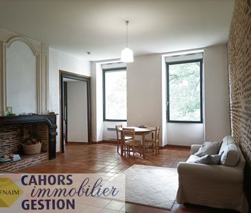 Location Appartement 3 pièces 70m² CAHORS 46000 - Photo 2