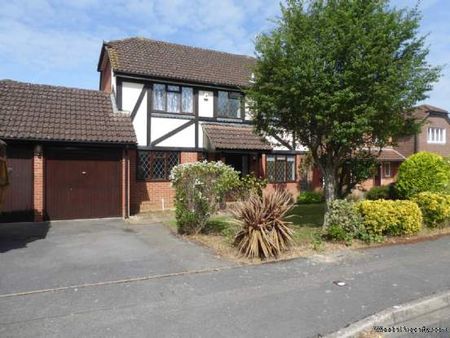 4 bedroom property to rent in Reading - Photo 2