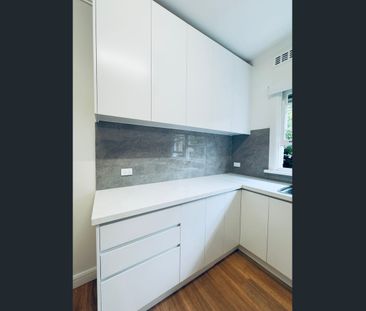 A new renovated modern Kitchen, Laundry, freshly painted and new po... - Photo 3