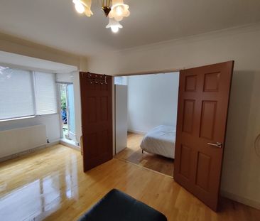 Room in a Shared House, Roehampton, SW15 - Photo 6