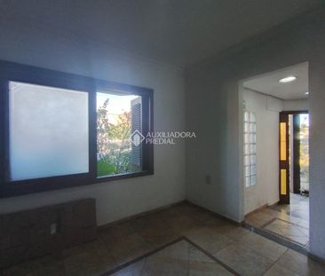 Casa com 3 quartos e 269m² para alugar em Moinhos de Vento, Canoas. - Photo 6