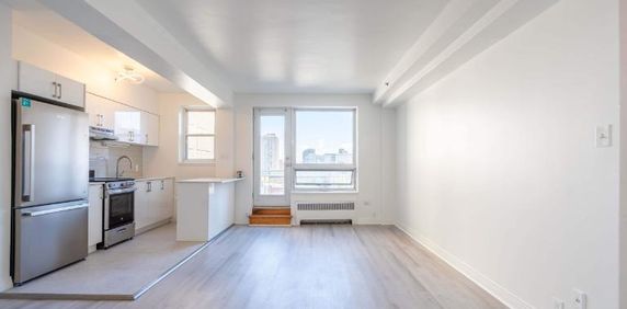 🏙️ Apt 2 ch, 8ᵉ étage | UN MOIS GRATUIT | métro Guy-Concordia - Photo 2