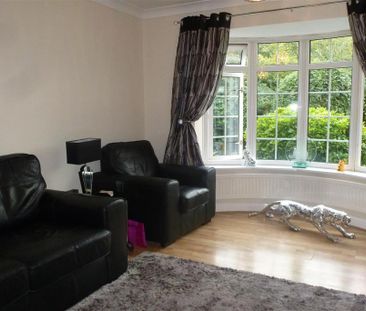 3 bedroom semi-detached house to rent - Photo 2