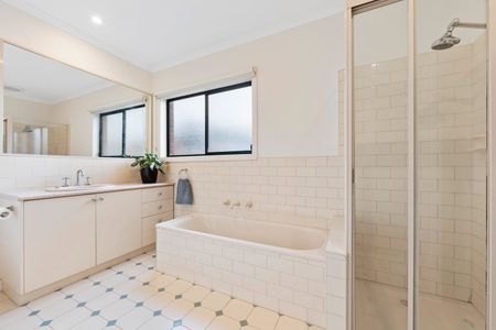 3/369 Napier Street, Strathmore VIC 3041 - Photo 4