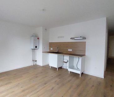 location Appartement T3 DE 59.11m² À DEVILLE LES ROUEN - Photo 1