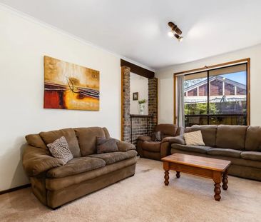 Spacious Family Home in a Quiet Cul-de-Sac - Photo 5