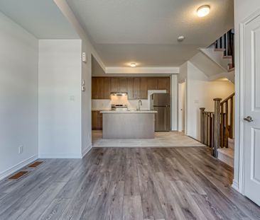 For Lease - 1112 Lockie Drive, Oshawa, Ontario - Photo 4