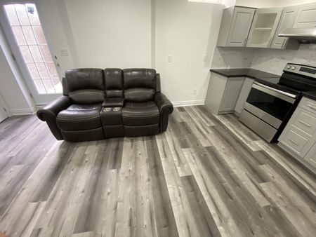 For Lease - 83 Commodore Drive Unit# 1, Brampton, Ontario - Photo 2