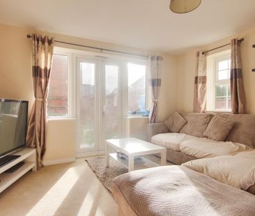 4 bedroom end of terrace house to rent - Photo 1