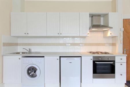 Studio to rent - Photo 4