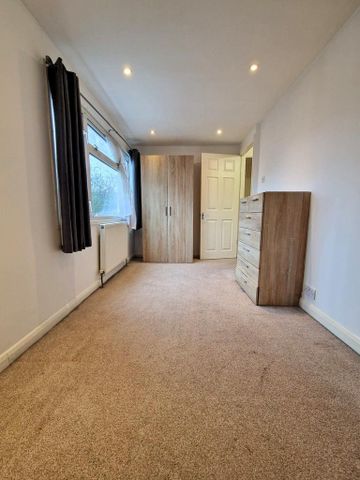 1 bedroom detached house to rent - Photo 3