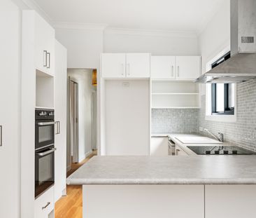 12 Alexander Road, Avalon Beach NSW 2107 - House For Rent | Domain - Photo 2