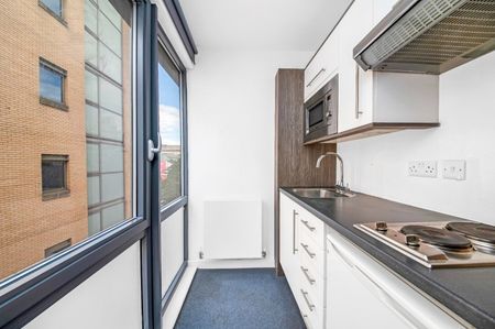 Studio Flat, Howard Lane, S1 - Photo 2