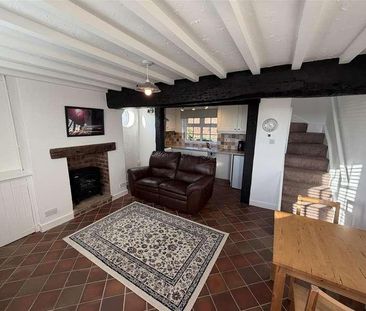 The Parade, Parkgate, Neston, CH64 - Photo 2