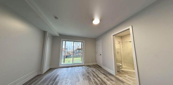 Maison en rangée à louer grand 6-1/2 semi meublé - Photo 2