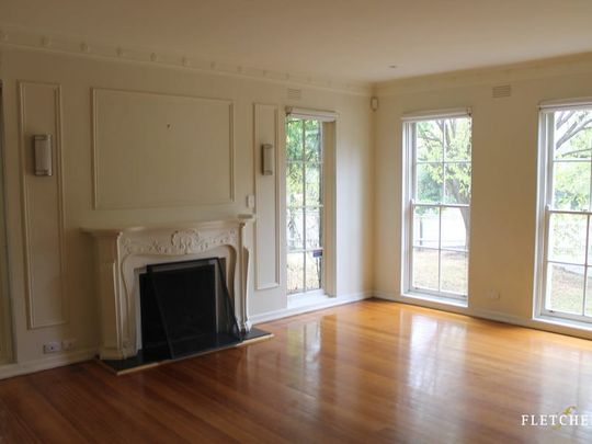 24 Lemon Road, Balwyn North VIC 3104 - House For Rent | Domain - Photo 1