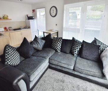 1 bedroom ground floor flat to rent - Photo 2