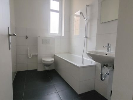 Renovierte 2-Zimmer-Wohnung sucht neue Mieter! Besichtigungstermine sind ab dem 01.10.24 möglich - Photo 4