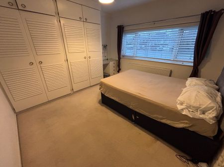 Wolverhampton Road, Oldbury - Photo 4