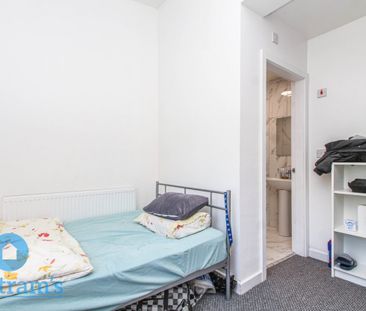 5 bed Semi-Detached House for Rent - Photo 3