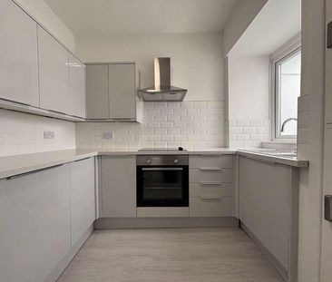 Fieldgate Lane, Kenilworth, CV8 - Photo 4