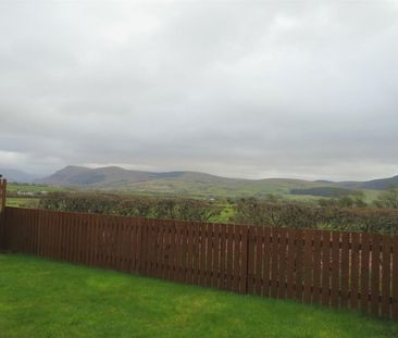 3 bedroom House To Let - Photo 4