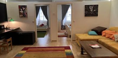 Möblierter Altbaujuwel im Herzen des 1.Bezirkes, charmante 3 Zimmer 80 m² Wohnung, nahe dem idyllischen Franziskaner Platz ! - Foto 2