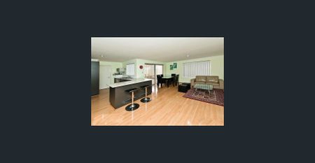 Low Maintenance House in Canning Vale - Photo 2