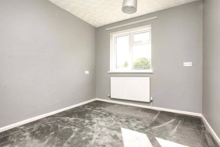 4 bedroom detached house to rent - Photo 5